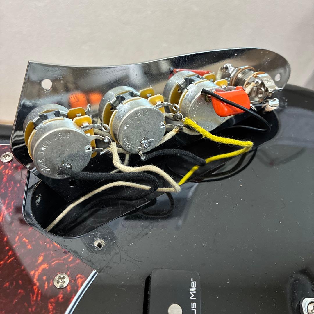 Marcus Miller Sire V7 4st mod 保証書付き