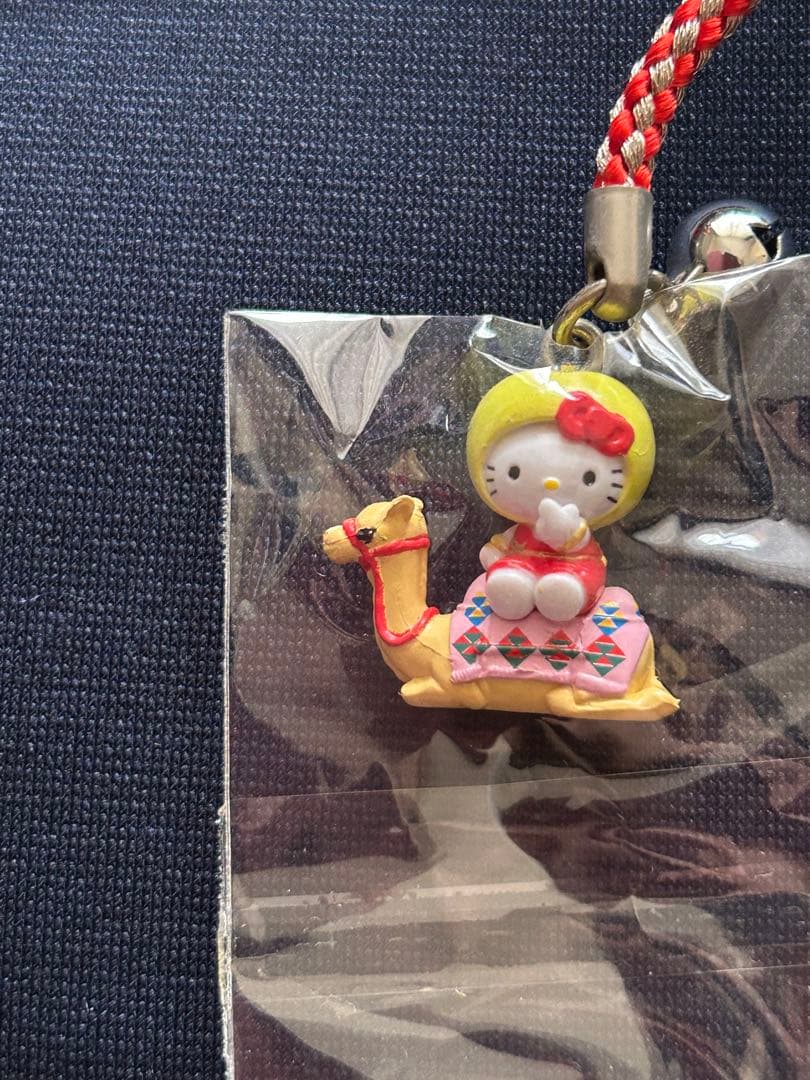 ご当地限定　ハローキティ ストラップ 鳥取