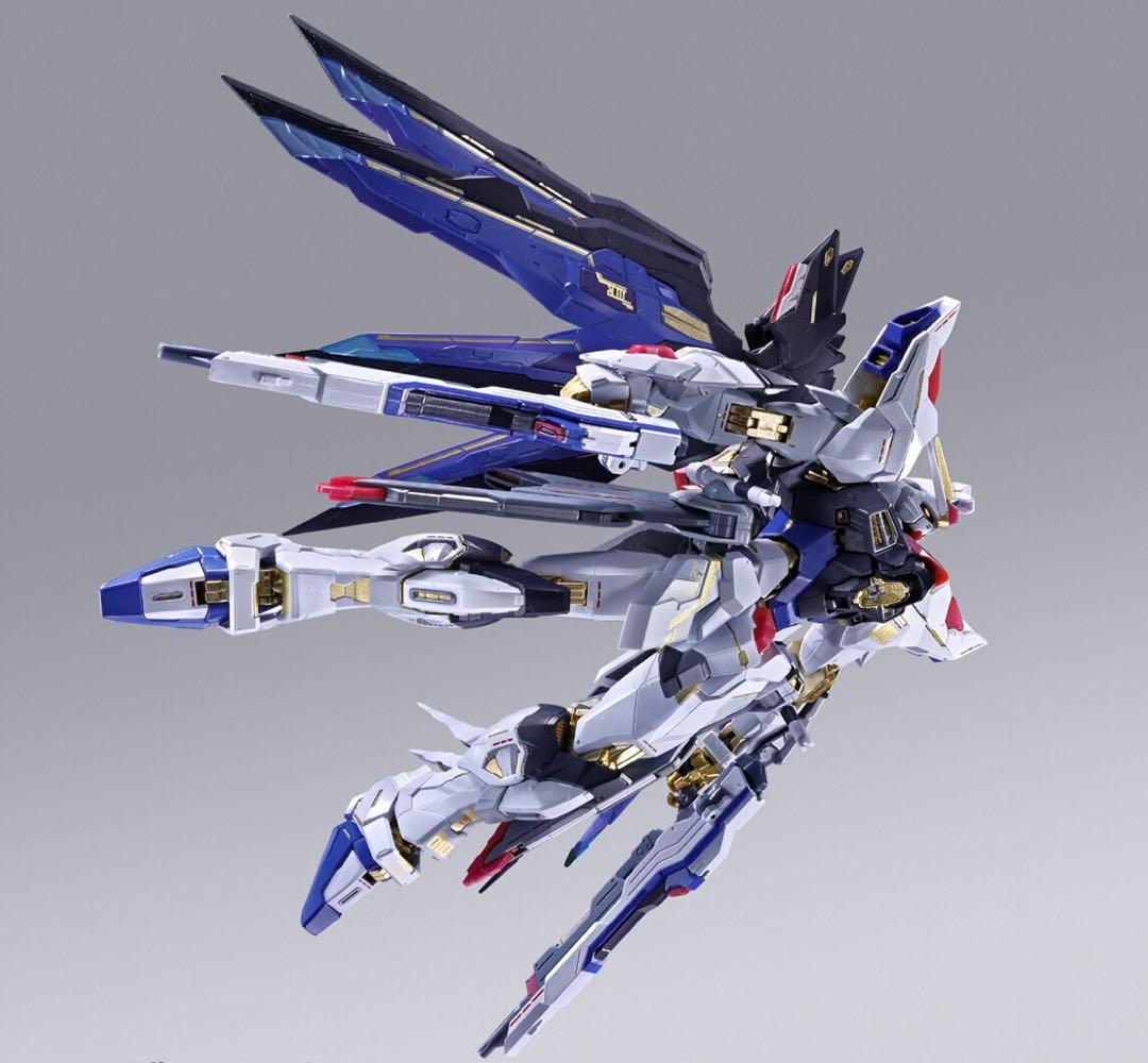 新品 送料込み メタルビルド ストライクフリーダムガンダム 2024