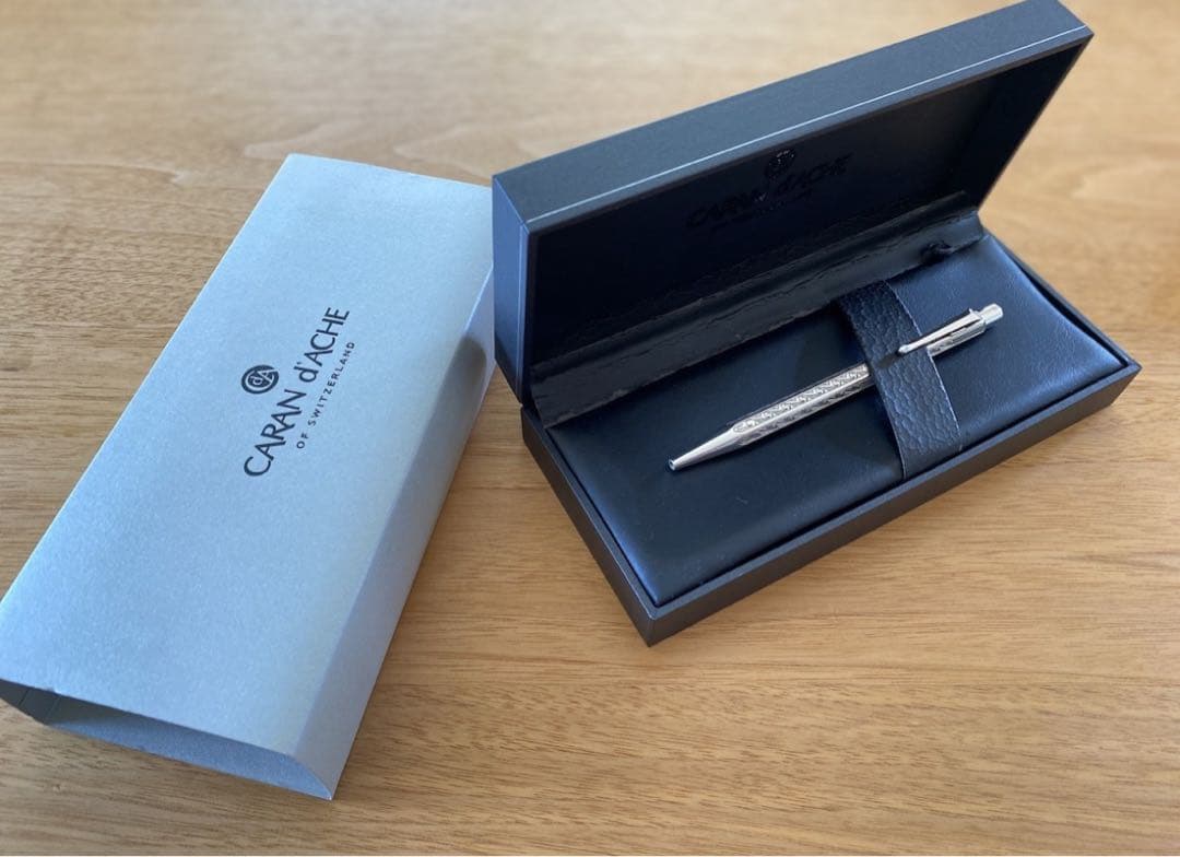 CARAN d'ACHE　カランダッシュ　エクリドール　アンモナイト　ボールペン