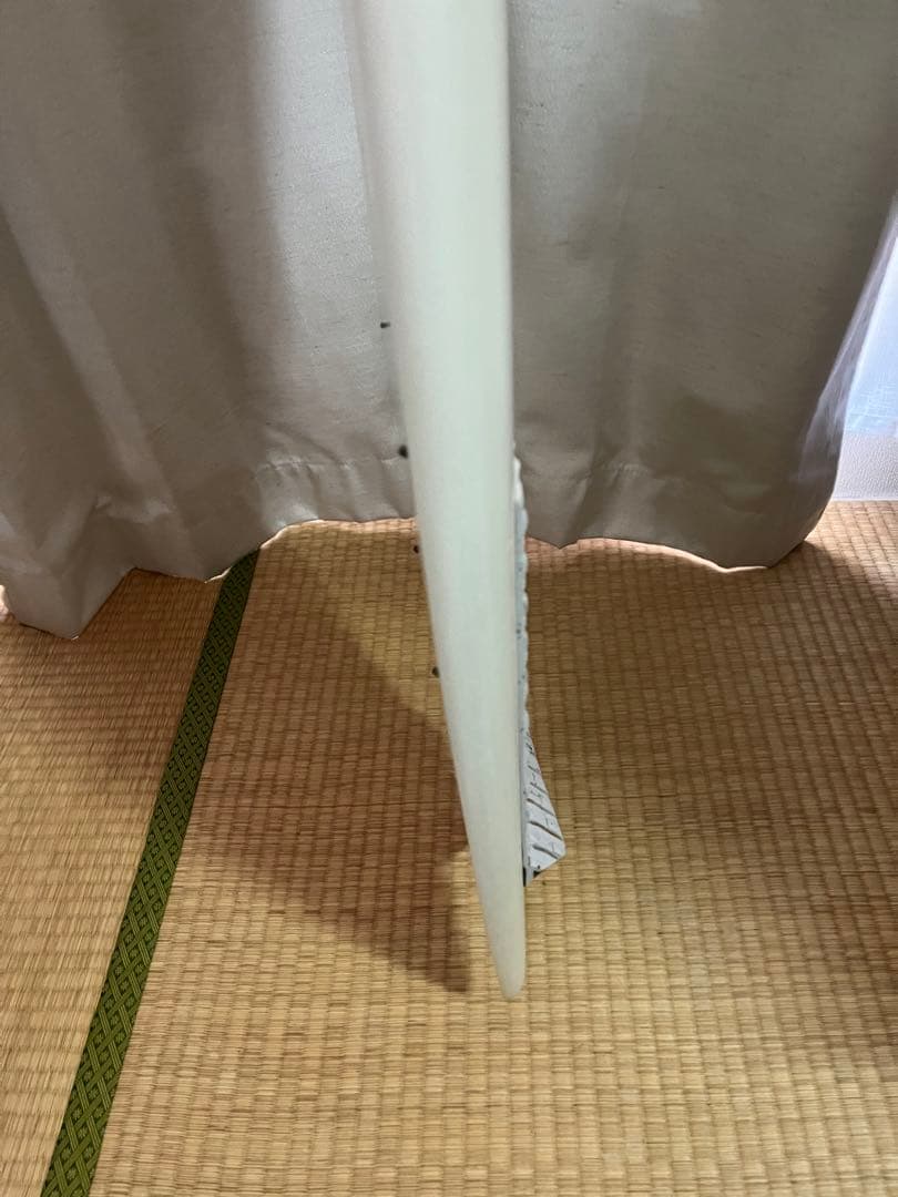 yu ショートボード ホワイト 4フィン（クワッド）