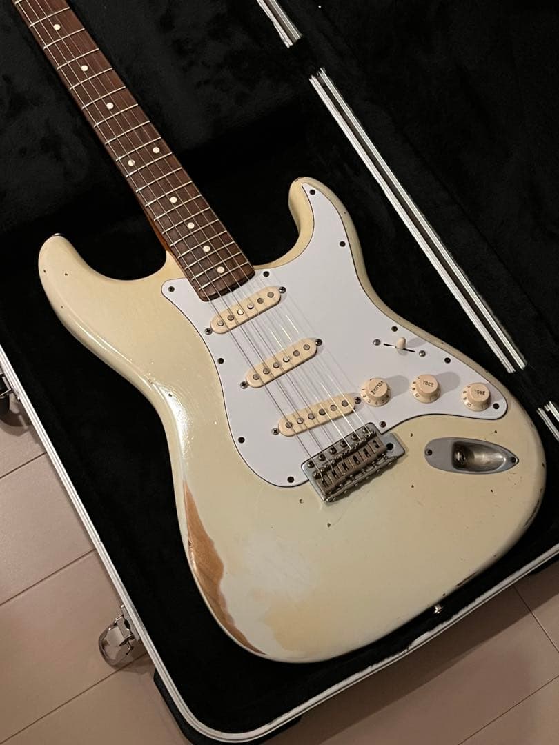 超初期&CSPU搭載！Road Worn Stratocaster 白ローズ