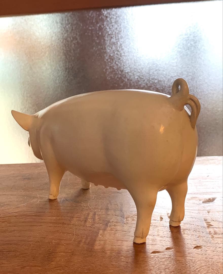 豚の陶器製フィギュリン　アンティーク蚤の市
