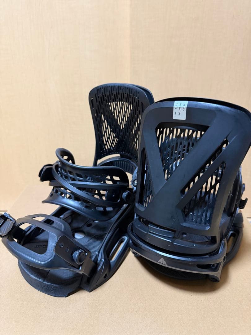 Burton ジェネシス　EST Mサイズ