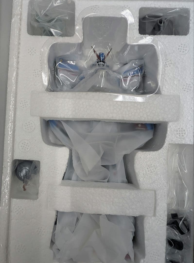 メタルビルド。クロスボーンガンダムX3。