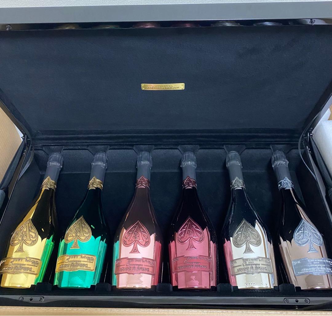 新品未開封　アルマンド　ラ コレクション　アタッシュケース　シャンパン