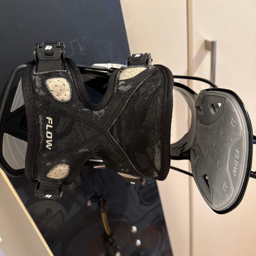 FLOW ブラック スノーボード