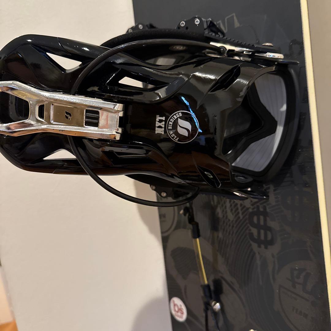 FLOW ブラック スノーボード