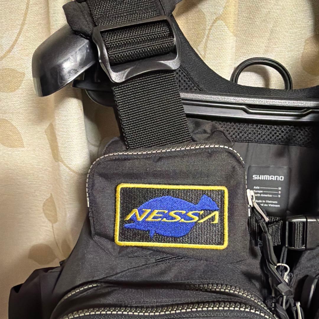 シマノ サーフトリッパーベスVF-275W Mサイズ 中古美品