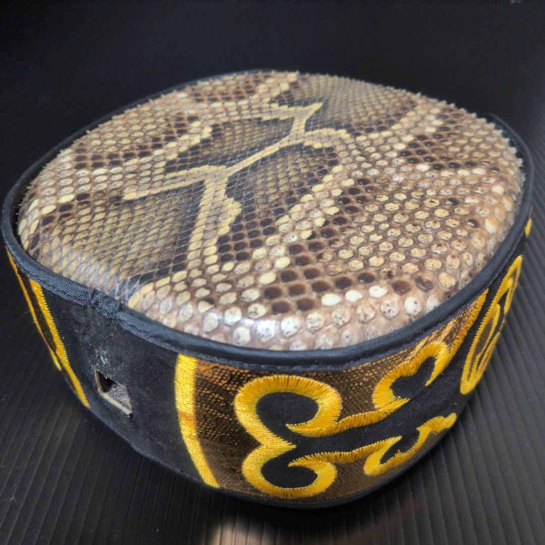 【本蛇皮・強化張り】三線 初心者安心 弦新品交換済 状態良好 沖縄 三味線