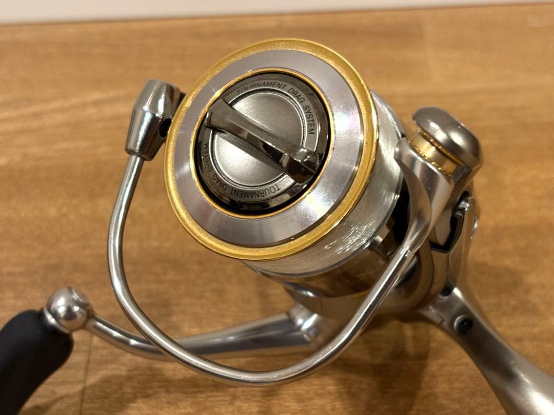 【希少】【美品】ダイワ　05イグジスト 2004