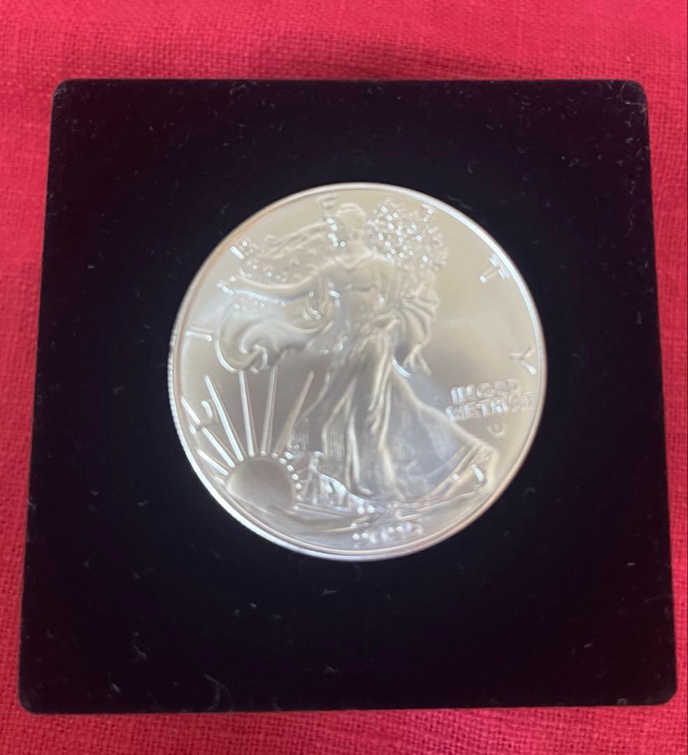 ✨美品✨アメリカン　シルバー　イーグル銀貨 1オンス　2025年　純銀