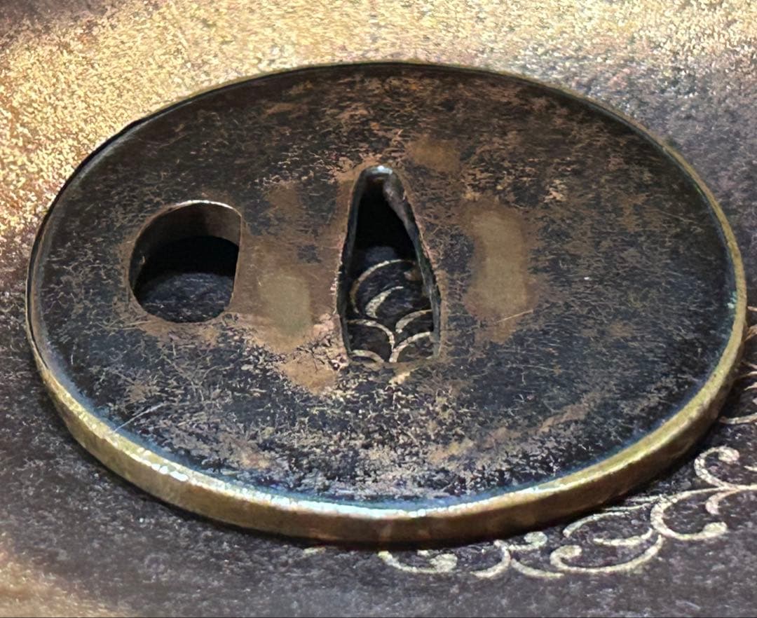 刀装具　鍔　武具　日本刀　骨董　アンティーク　コレクション