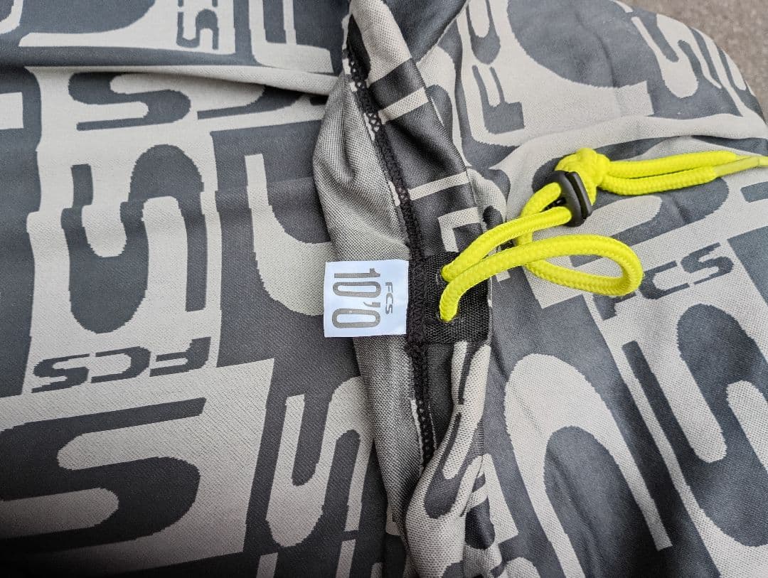 9.6ジョエルチューダーサーフボード　シングルフィンFCSケース付き