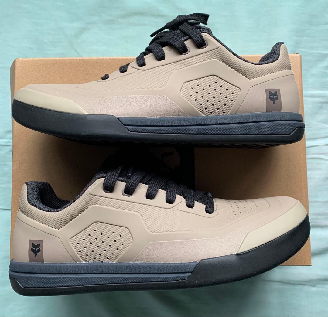 FOX UNIONスニーカー