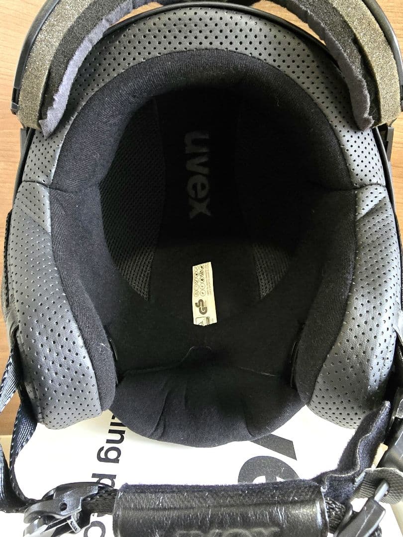 UVEX バイザーヘルメット Size 59-61