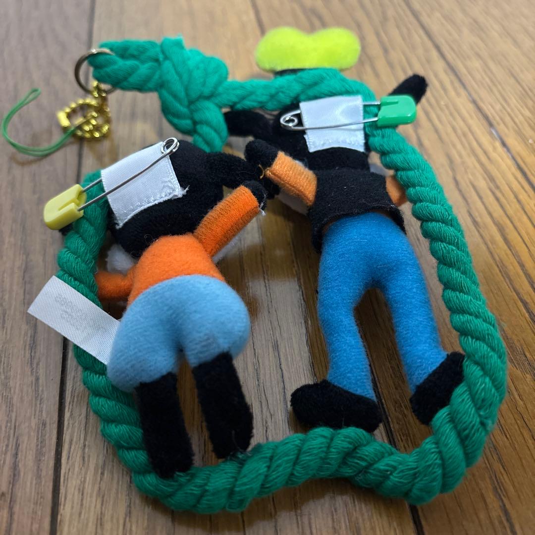 【希少】プラッシュキーチェーン　グーフィー＆マックス　ディズニーストア