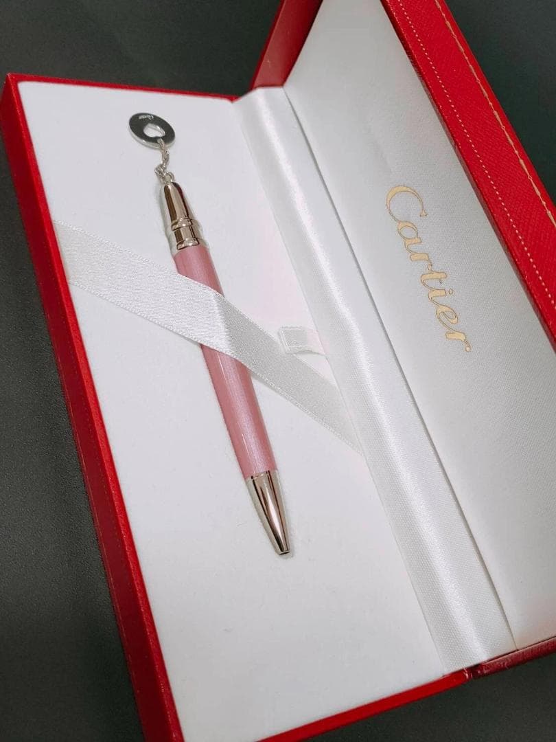 新品 チャーム ドゥ カルティエ Cartier ハートチャーム ボールペン