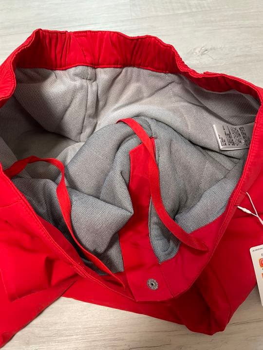 Sサイズ　新品　デサント　スリクソンゴルフ ストレッチ 中綿ダウンパンツ