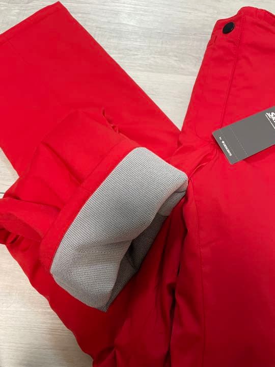 Sサイズ　新品　デサント　スリクソンゴルフ ストレッチ 中綿ダウンパンツ