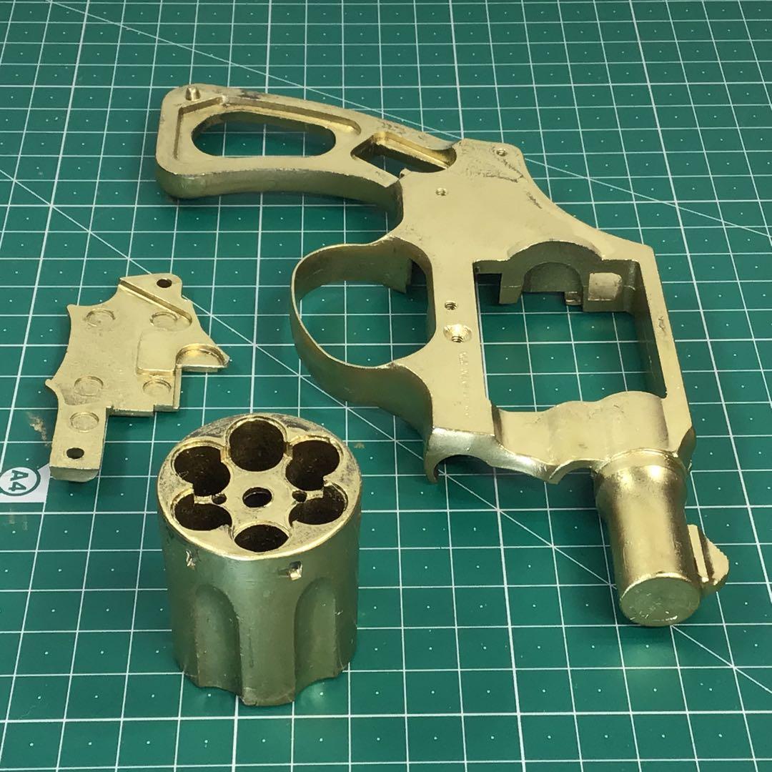 トイガン COLTディテクティブ フレームセット 金色塗装 銃口閉鎖 合法品