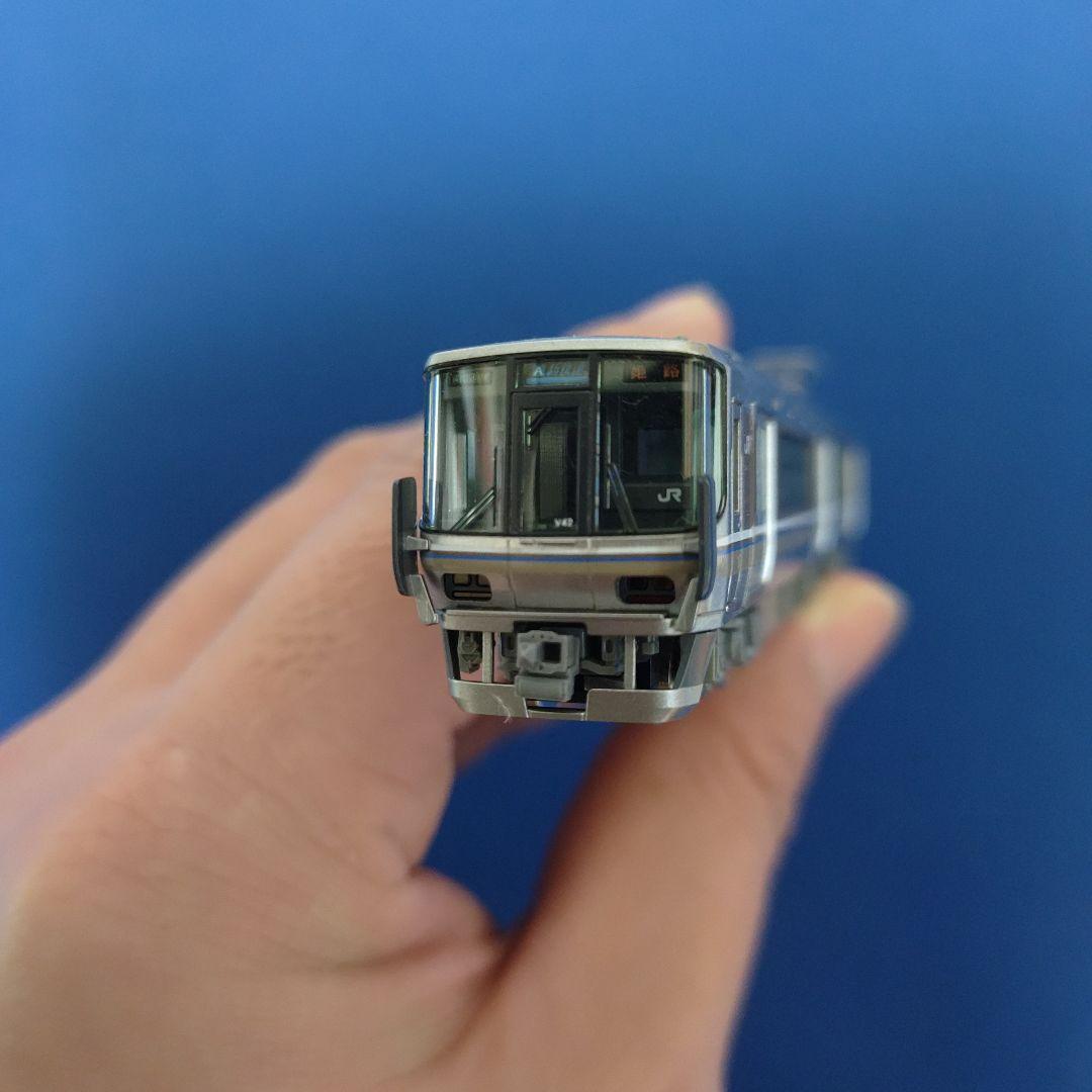 KATO　223系2000番台「新快速」4両セット　10-1677