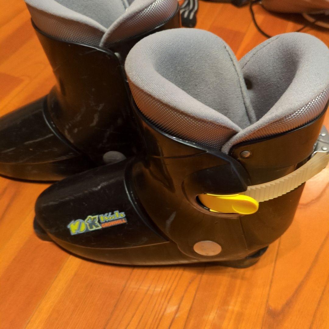 GURKE 22 スキー 130cm カラフル、ポール、ブーツ３点セット