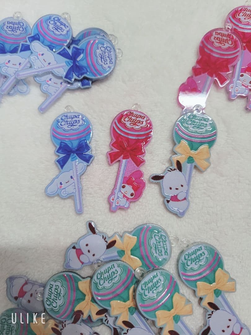 サンリオ キティ シナ ポチャッコ アクリルキーホルダー