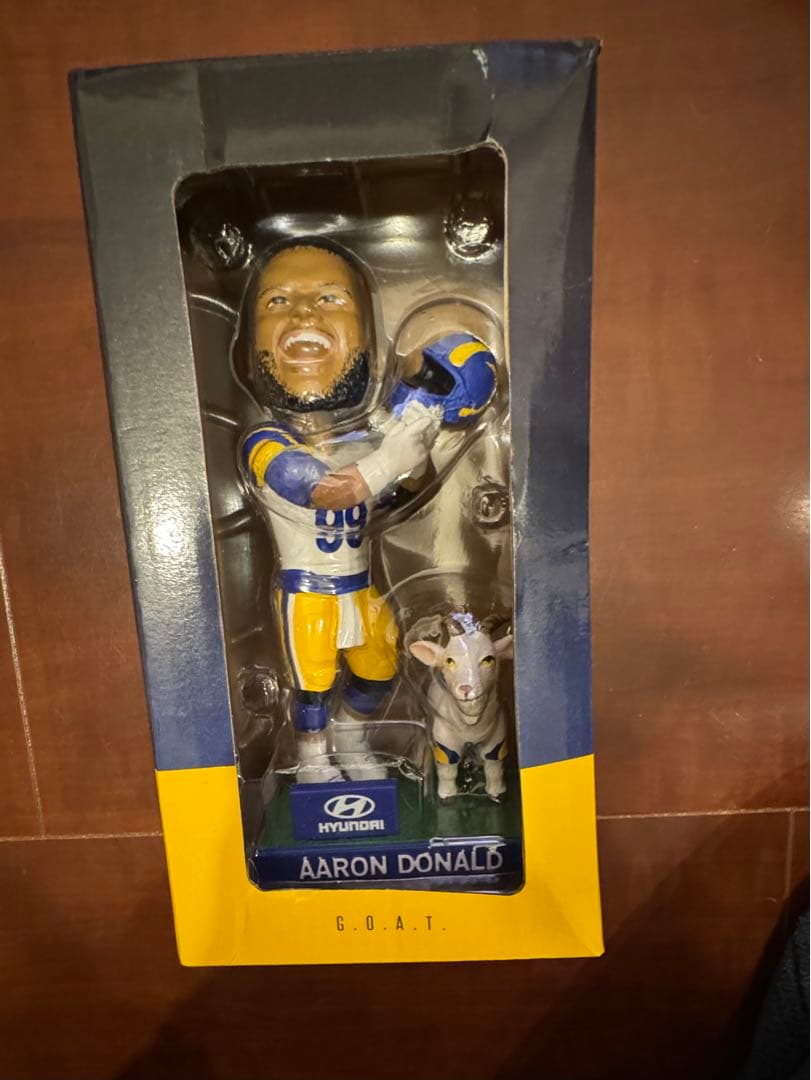 希少！アーロン・ドナルド ボブルヘッド フィギュア　送料込み