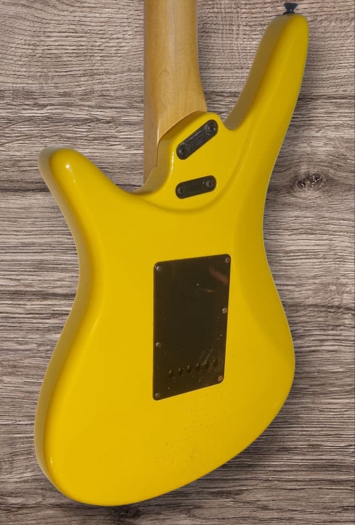 ヤマハ 松本孝弘氏使用で一世を風靡したMGのシングルコイル版 エレキギター日本製