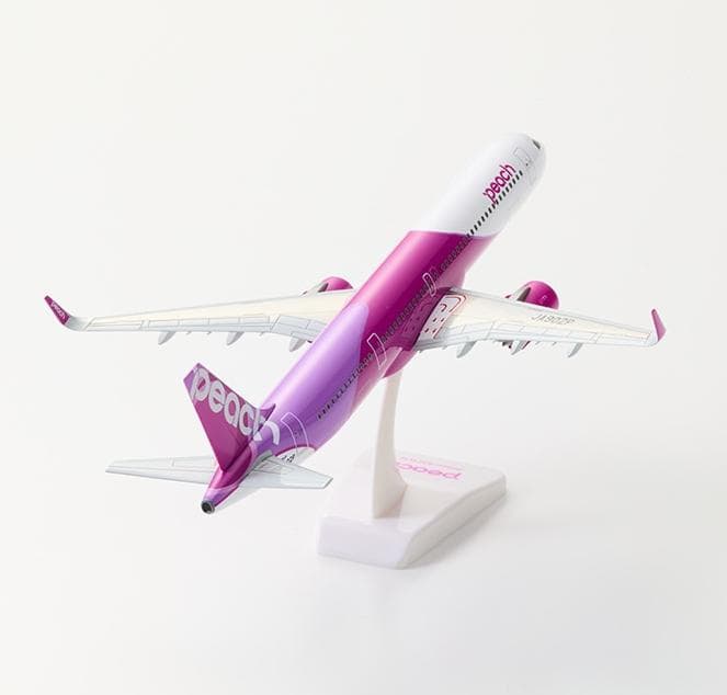 【新品】ピーチ エアバス A321LR モデルプレーン 1/200【匿名】