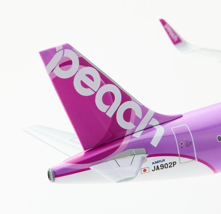 【新品】ピーチ エアバス A321LR モデルプレーン 1/200【匿名】