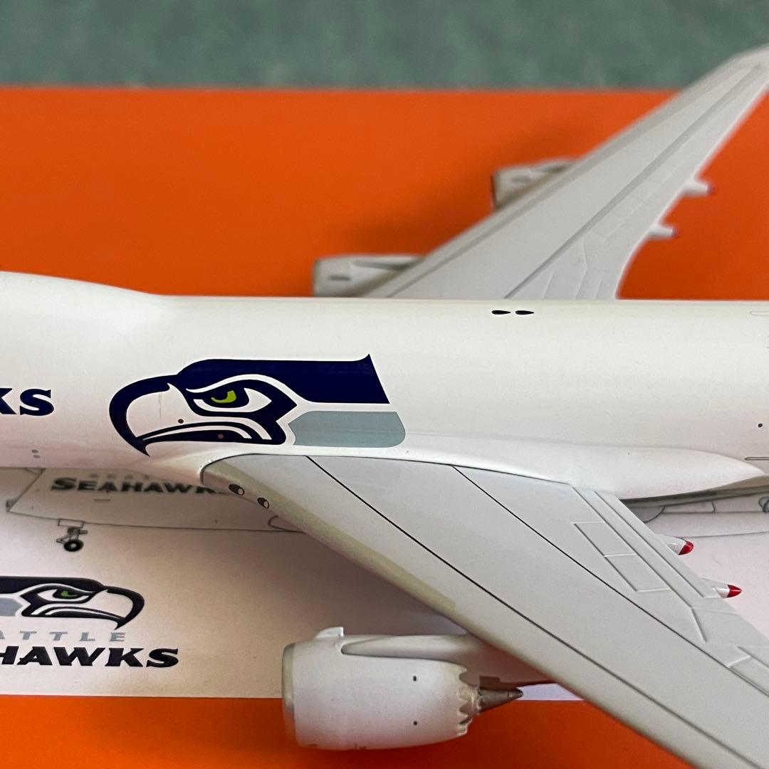 BOEING 747-8F ハウス SEATTLE SEAHAWKS 1:400