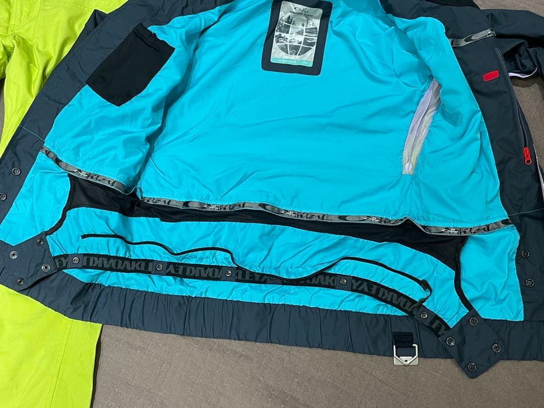 Oakley スノーボードウェアセット 上XS 下S