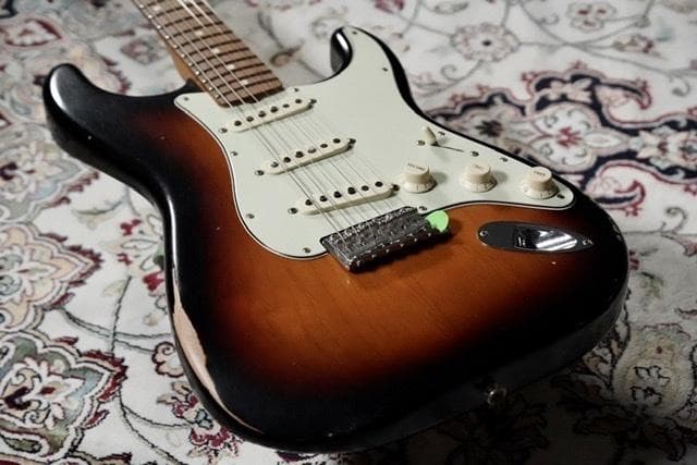 ギター Fender Roadworn 60's Stratocaster