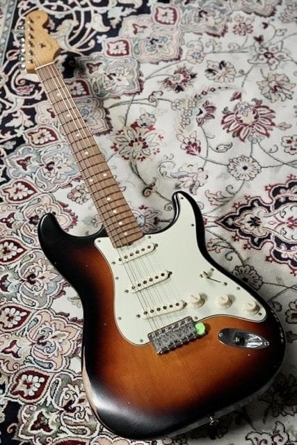 ギター Fender Roadworn 60's Stratocaster