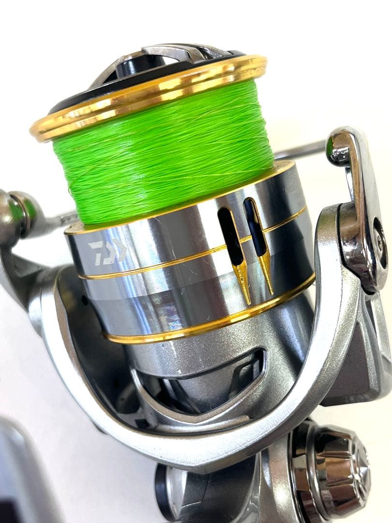 K707 DAIWA FREAMS LT 3000D-C リール 18フリームス