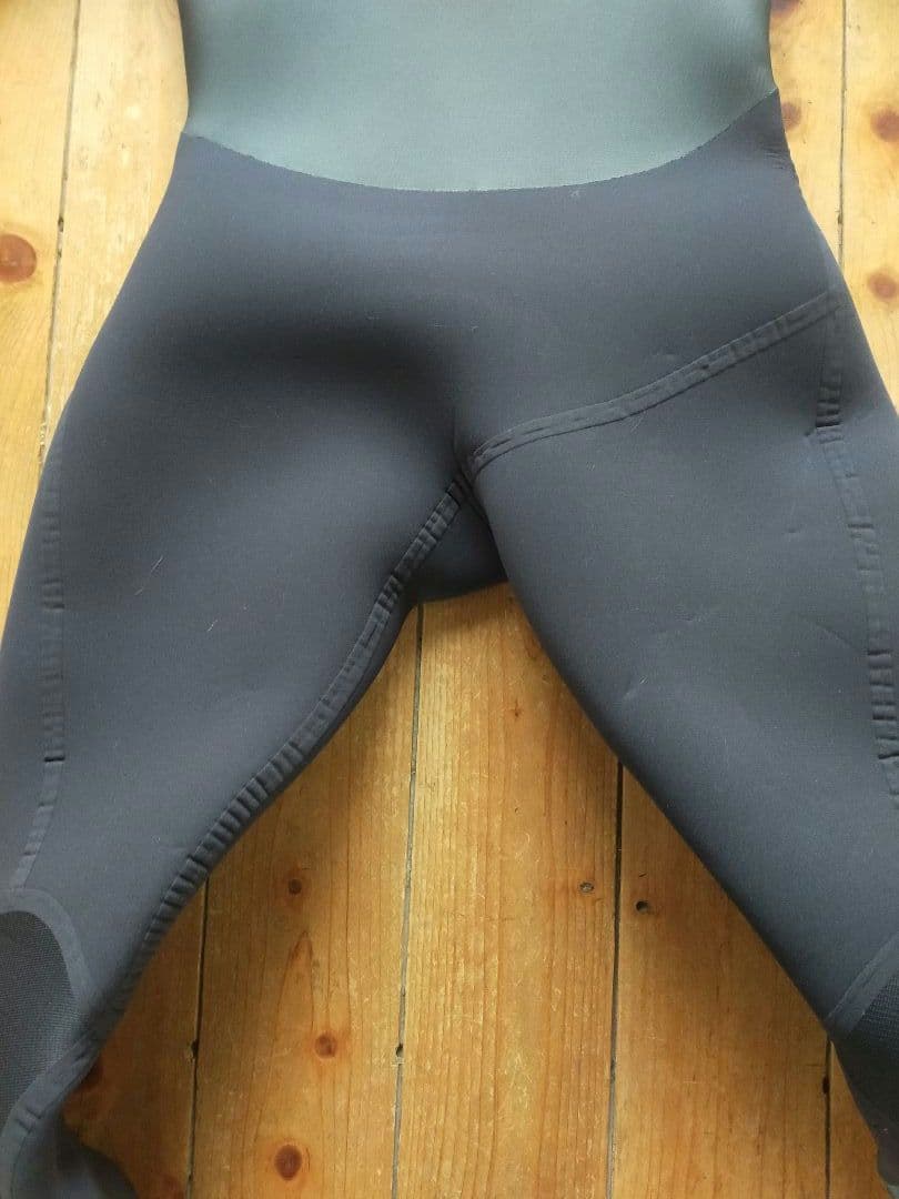 4DIMENSIONS セミドライ ウェットスーツ 新品未使用