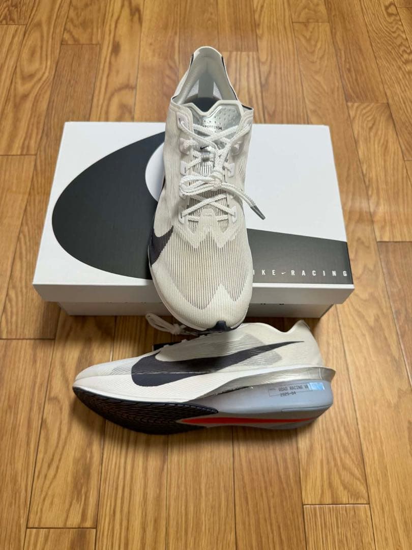 NIKE ZOOMX VAPORFLY NEXT％4 ヴェイパーフライ4