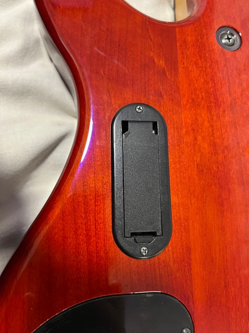 【6弦ベース】YAMAHA　TRB1006J