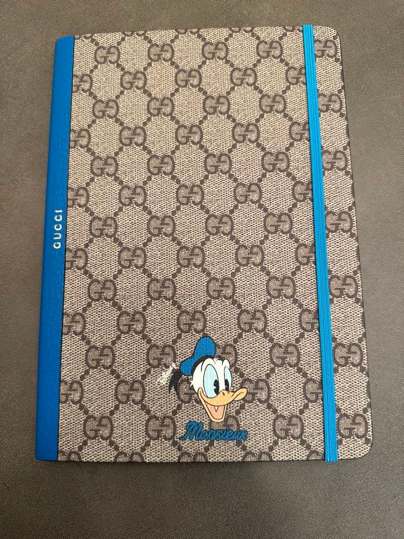 グッチ　ディズニーコラボ　ドナルド　ノート