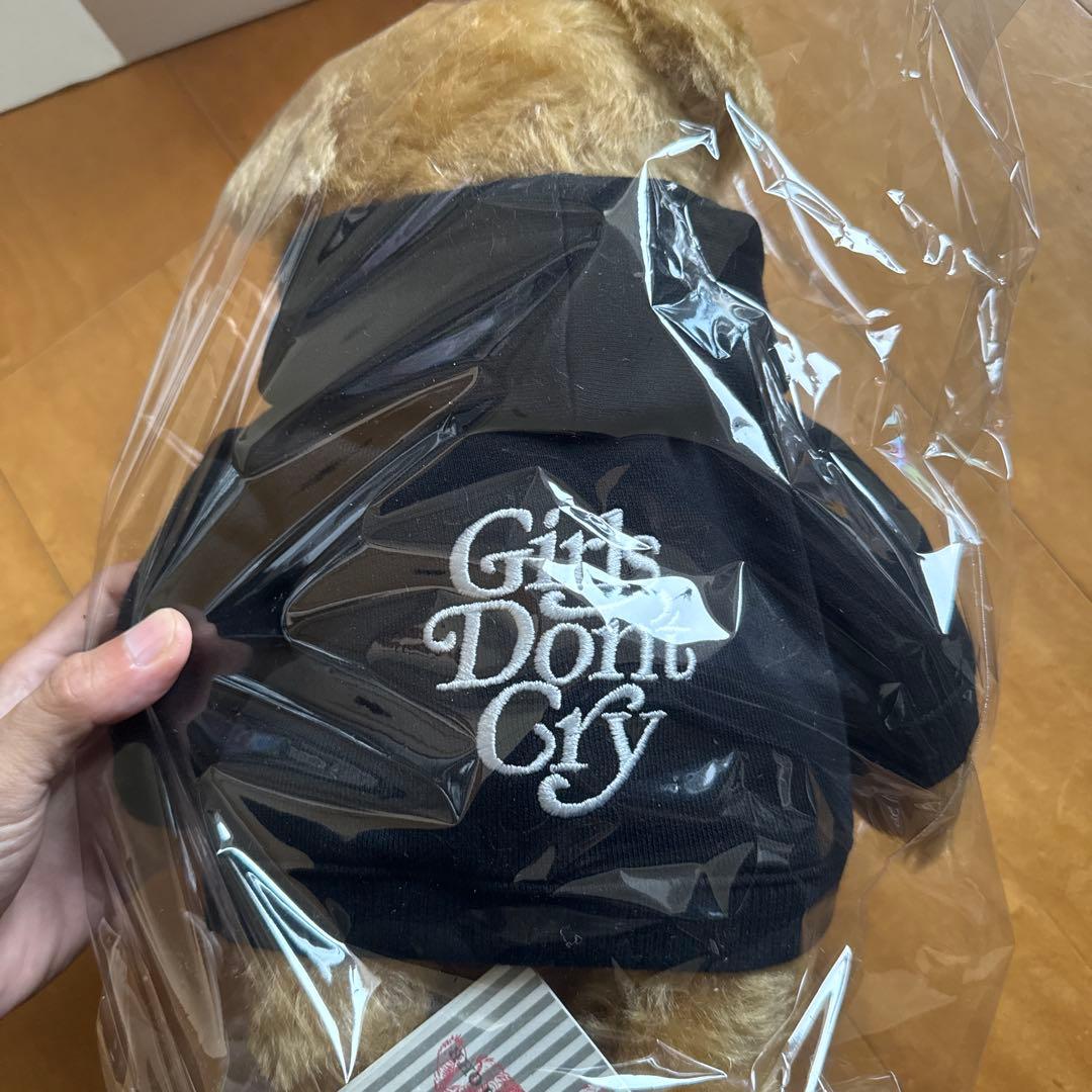 Girls Don't Cry × Steiff Teddy Bear