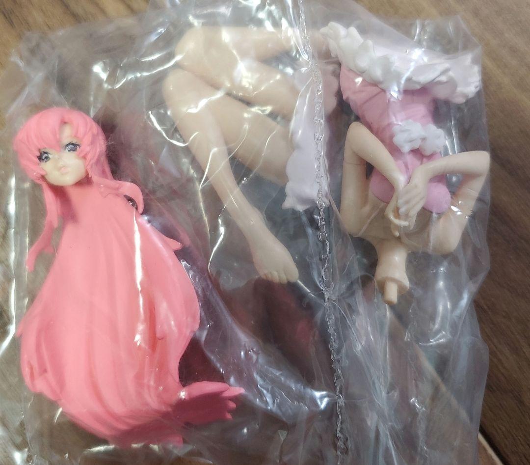 『機動戦士ガンダムSEED』 ヒロイン達の未開封フィギュア30体セット。