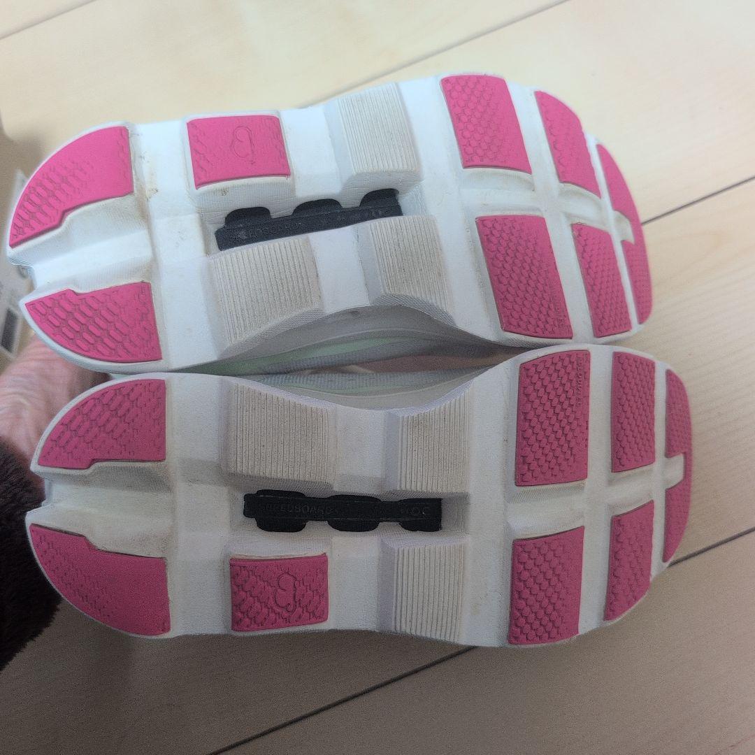 ON Cloud monster ランニングシューズ　23.5センチ