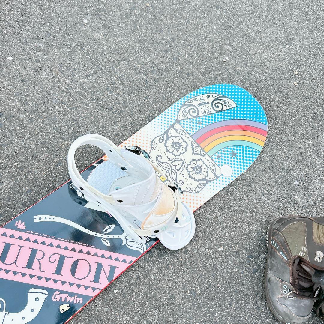 美品 スノーボード BURTON Gtwin 146 セット スノボー 女性