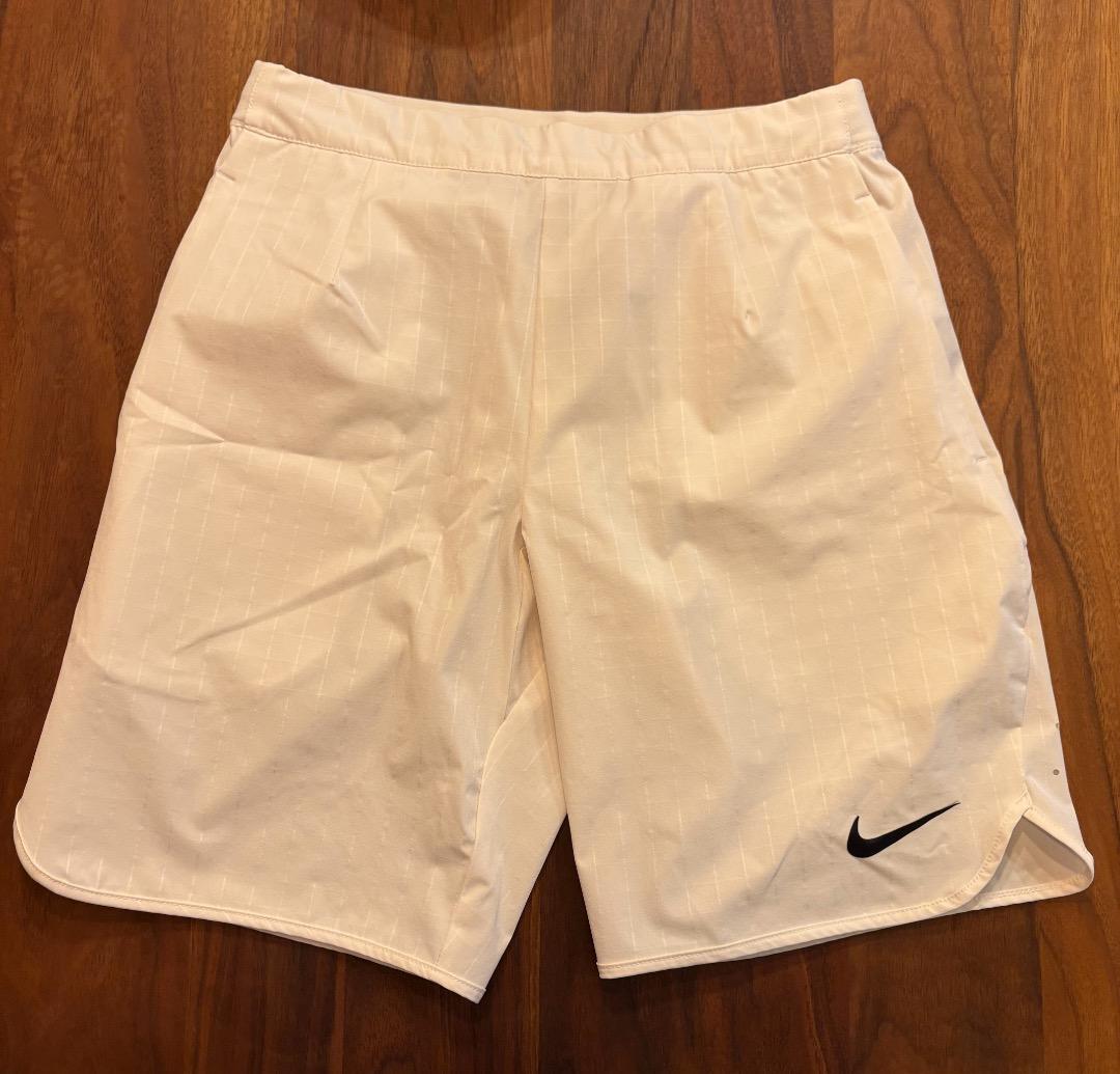 NIKE フェデラーデザインテニスウェア上下セット