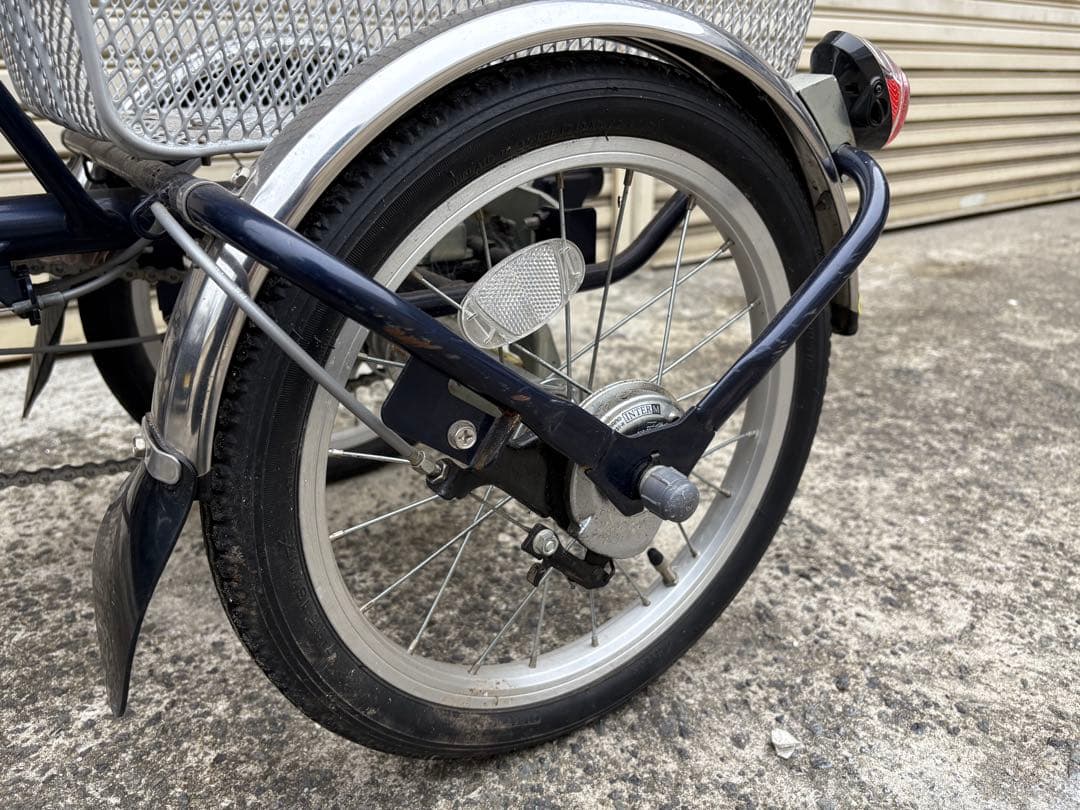 Panasonic16三輪電動自転車　BE-ELR832V 黒瀬