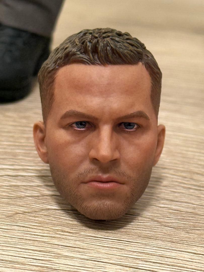 ショーン・コネリー　1/6 可動フィギュア