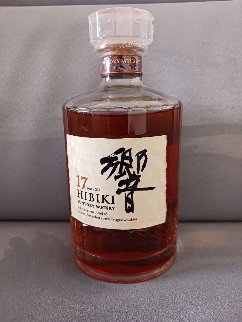 響　１７年　【未開封】７００ml