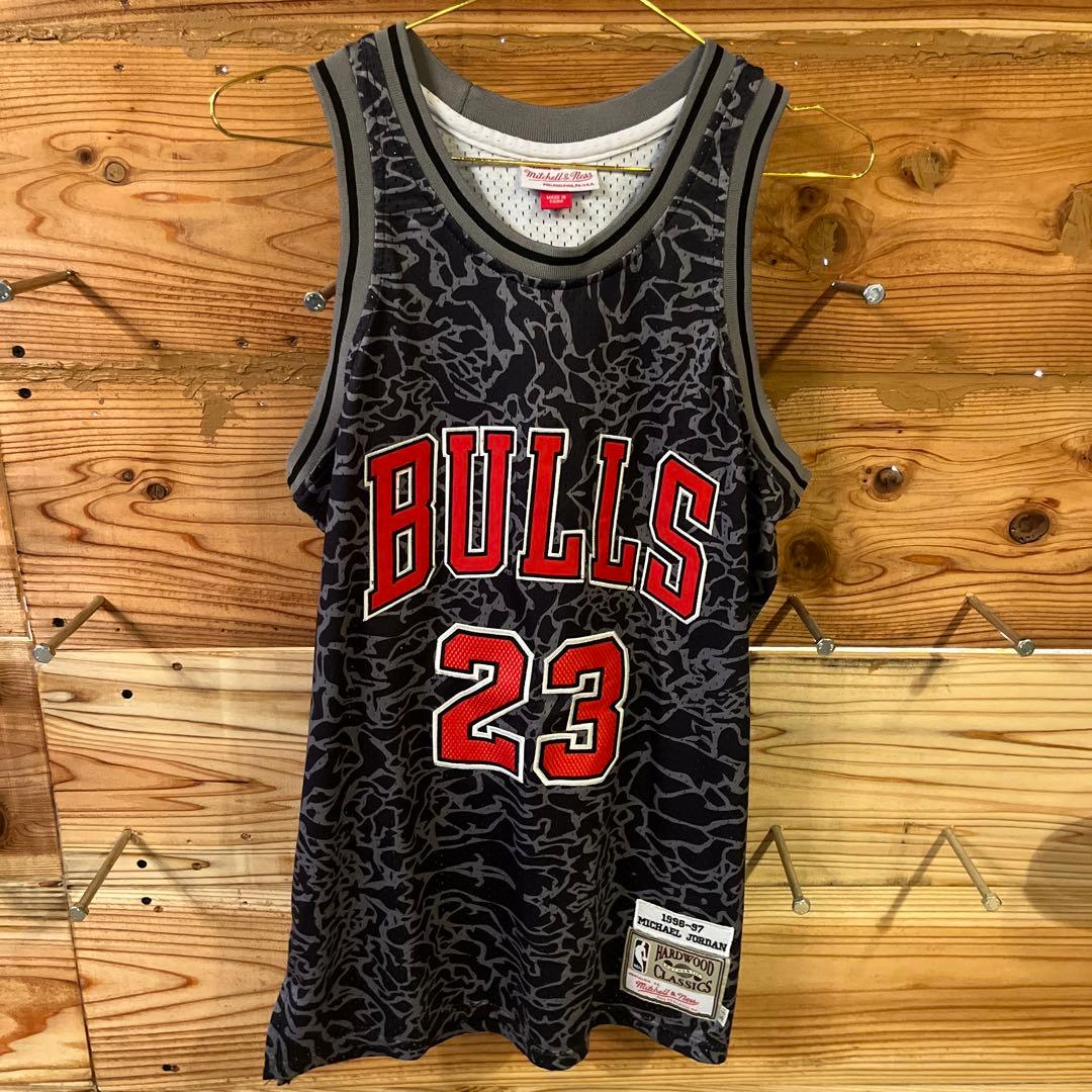 【極限定】ミッチェルアンドネス ジョーダン ブルズ NBA エレファント柄
